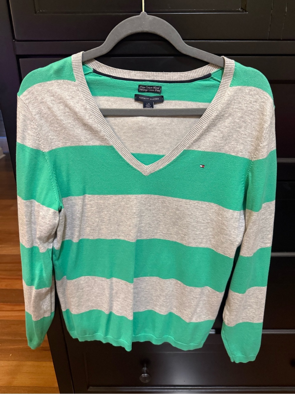 Tommy Hilfiger Women’s Green and Gray Striped V-Neck Sweater